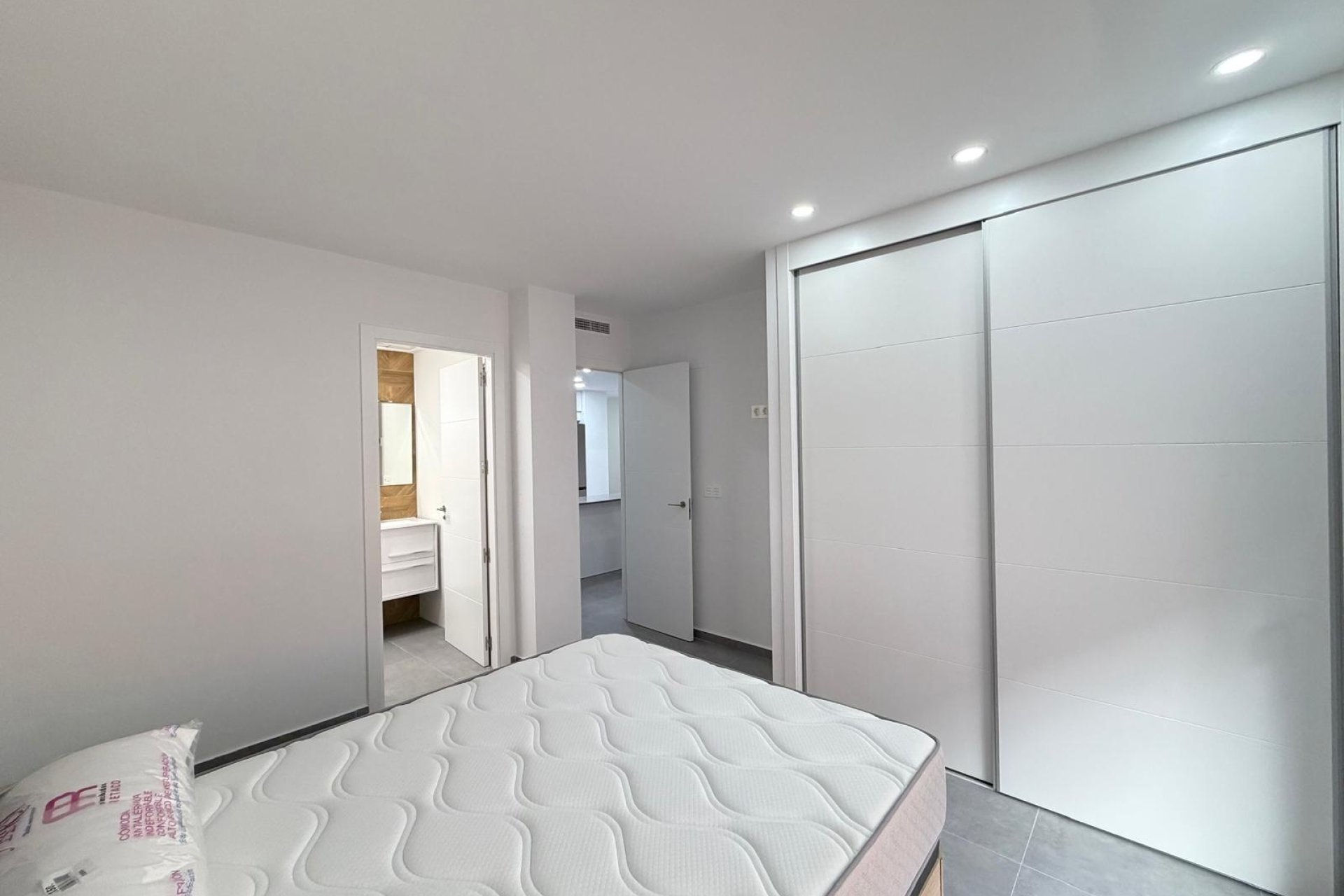 Revente - Apartment -
Torrevieja - Estacion De Autobuses