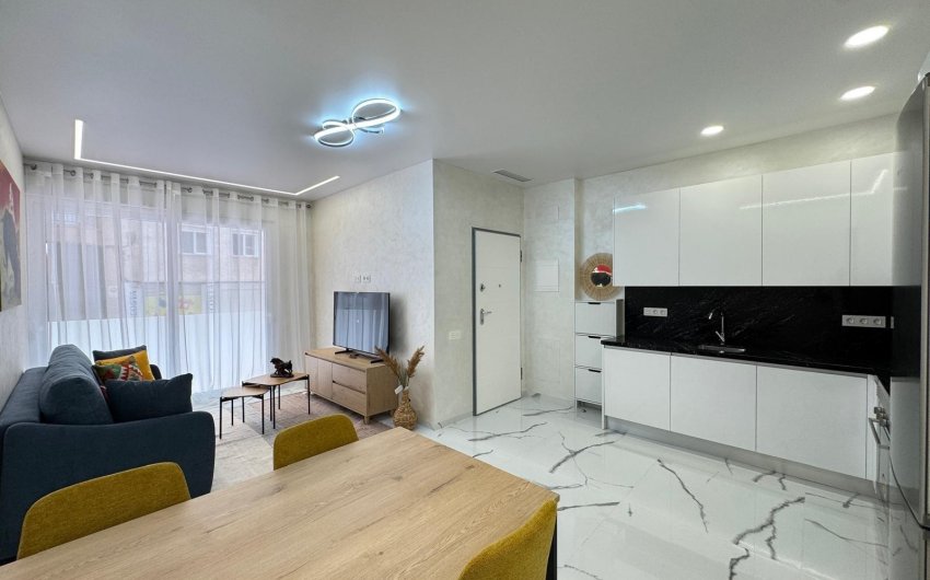 Revente - Apartment -
Torrevieja - Estacion De Autobuses