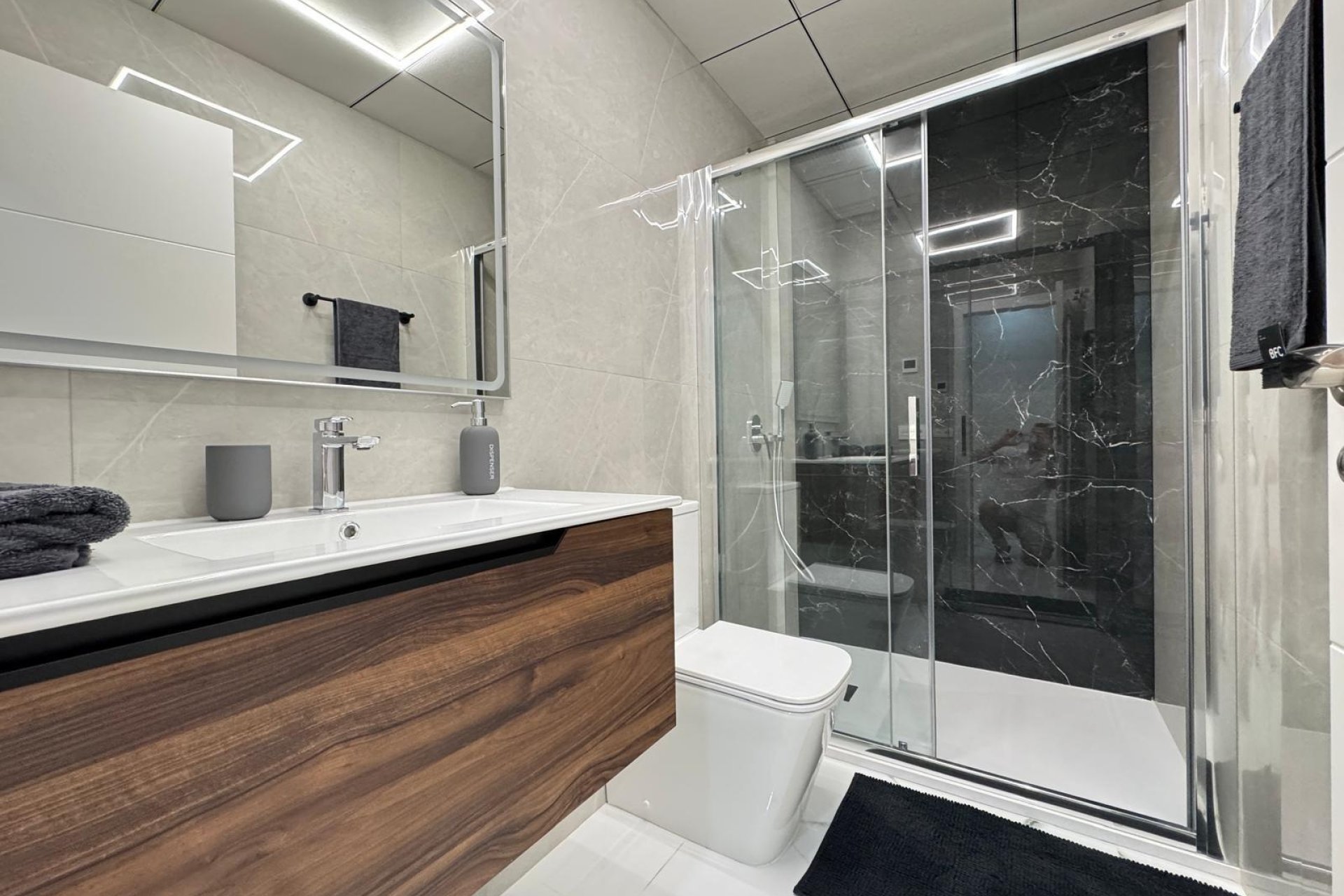 Revente - Apartment -
Torrevieja - Estacion De Autobuses
