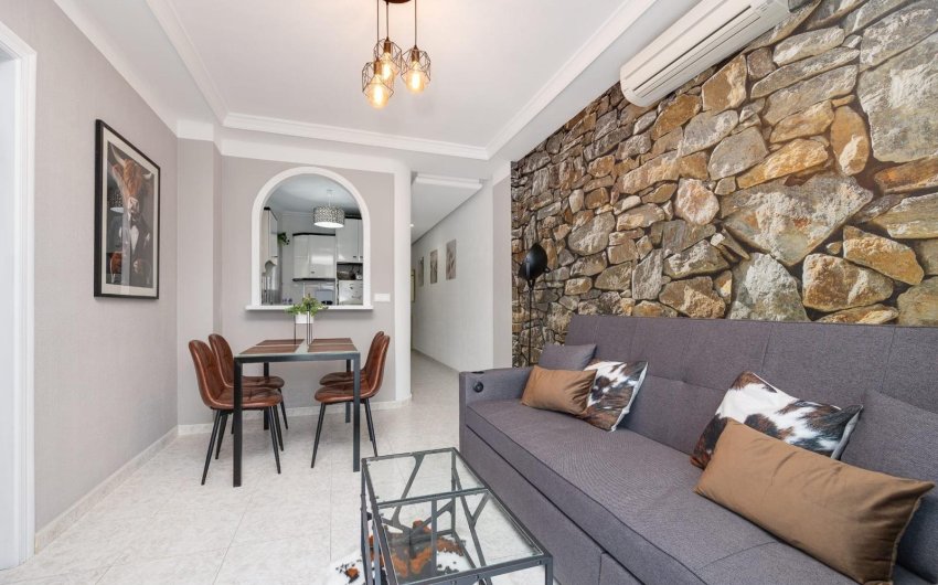 Revente - Apartment -
Torrevieja - Estacion De Autobuses