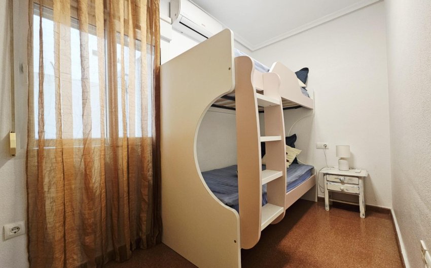 Revente - Apartment -
Torrevieja - Estacion De Autobuses