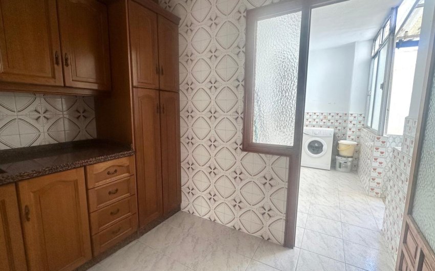 Revente - Apartment -
Torrevieja - Estacion De Autobuses