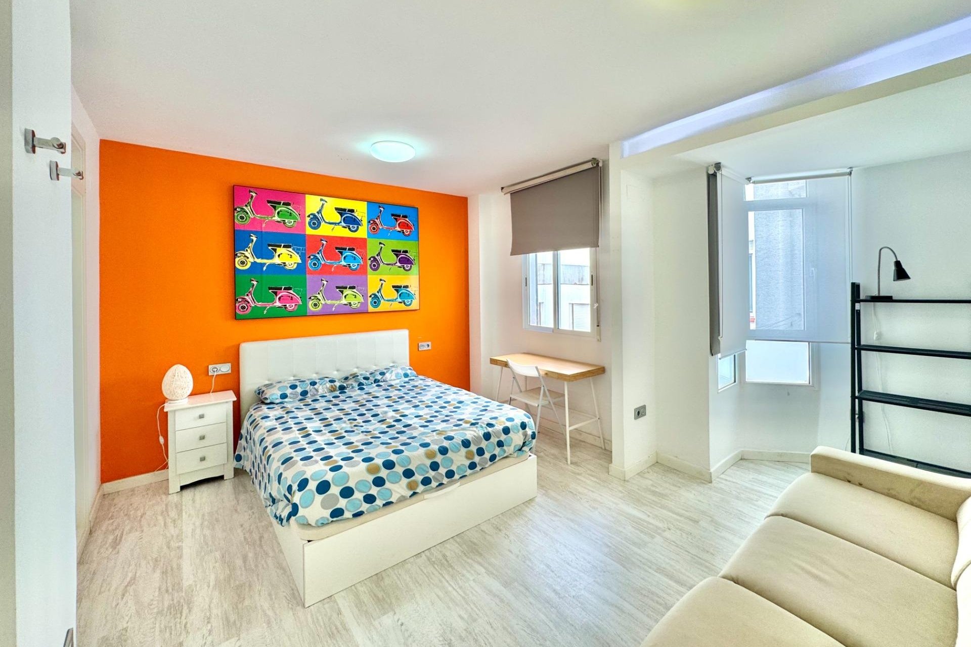 Revente - Apartment -
Torrevieja - Estacion De Autobuses