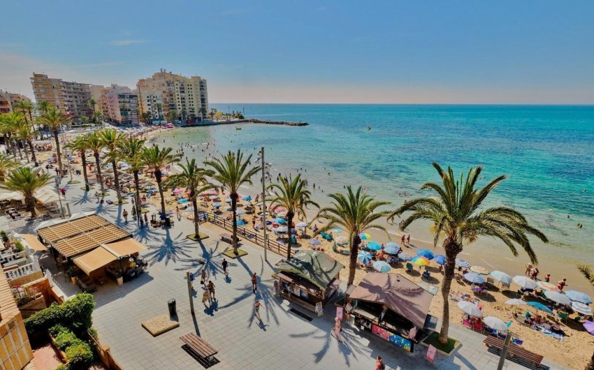 Revente - Apartment -
Torrevieja - Estacion De Autobuses