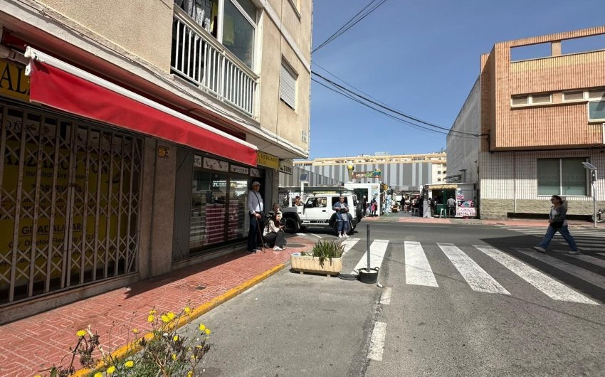 Revente - Apartment -
Torrevieja - Estacion De Autobuses
