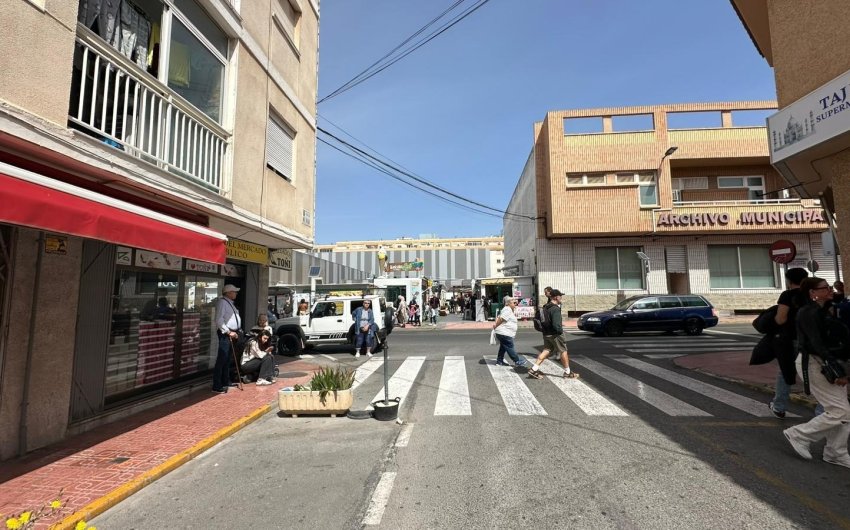 Revente - Apartment -
Torrevieja - Estacion De Autobuses