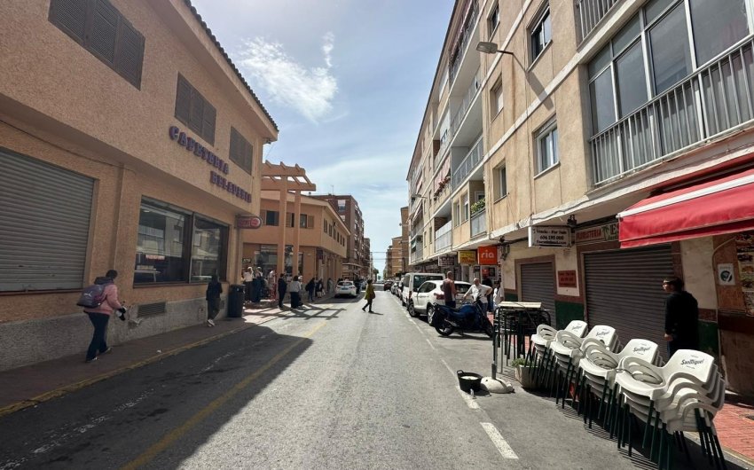 Revente - Apartment -
Torrevieja - Estacion De Autobuses