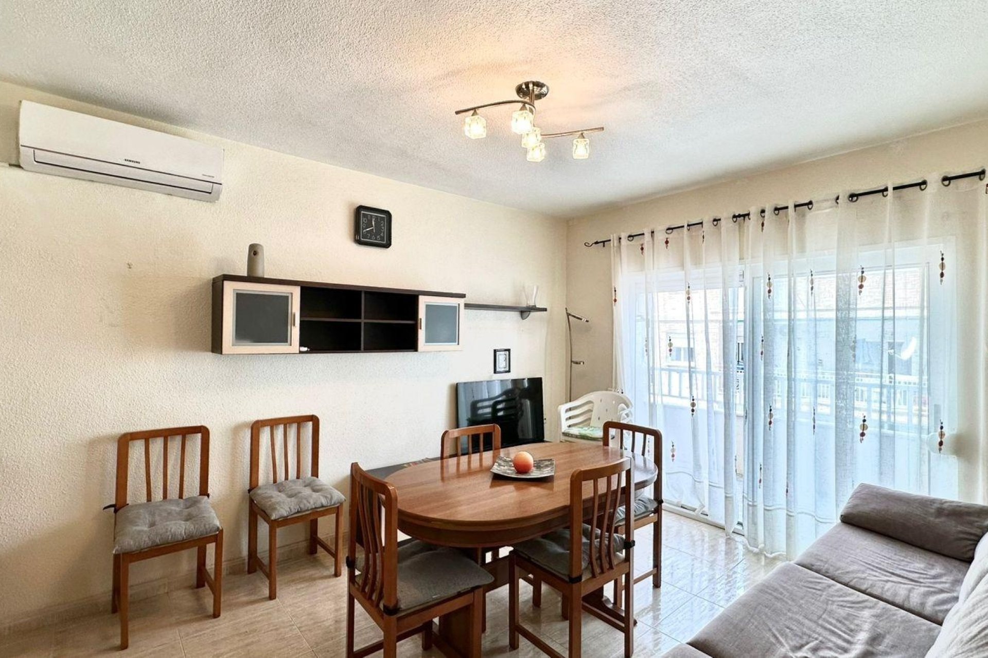 Revente - Apartment -
Torrevieja - Estacion De Autobuses