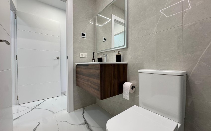 Revente - Apartment -
Torrevieja - Estacion De Autobuses