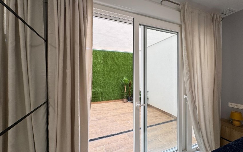 Revente - Apartment -
Torrevieja - Estacion De Autobuses