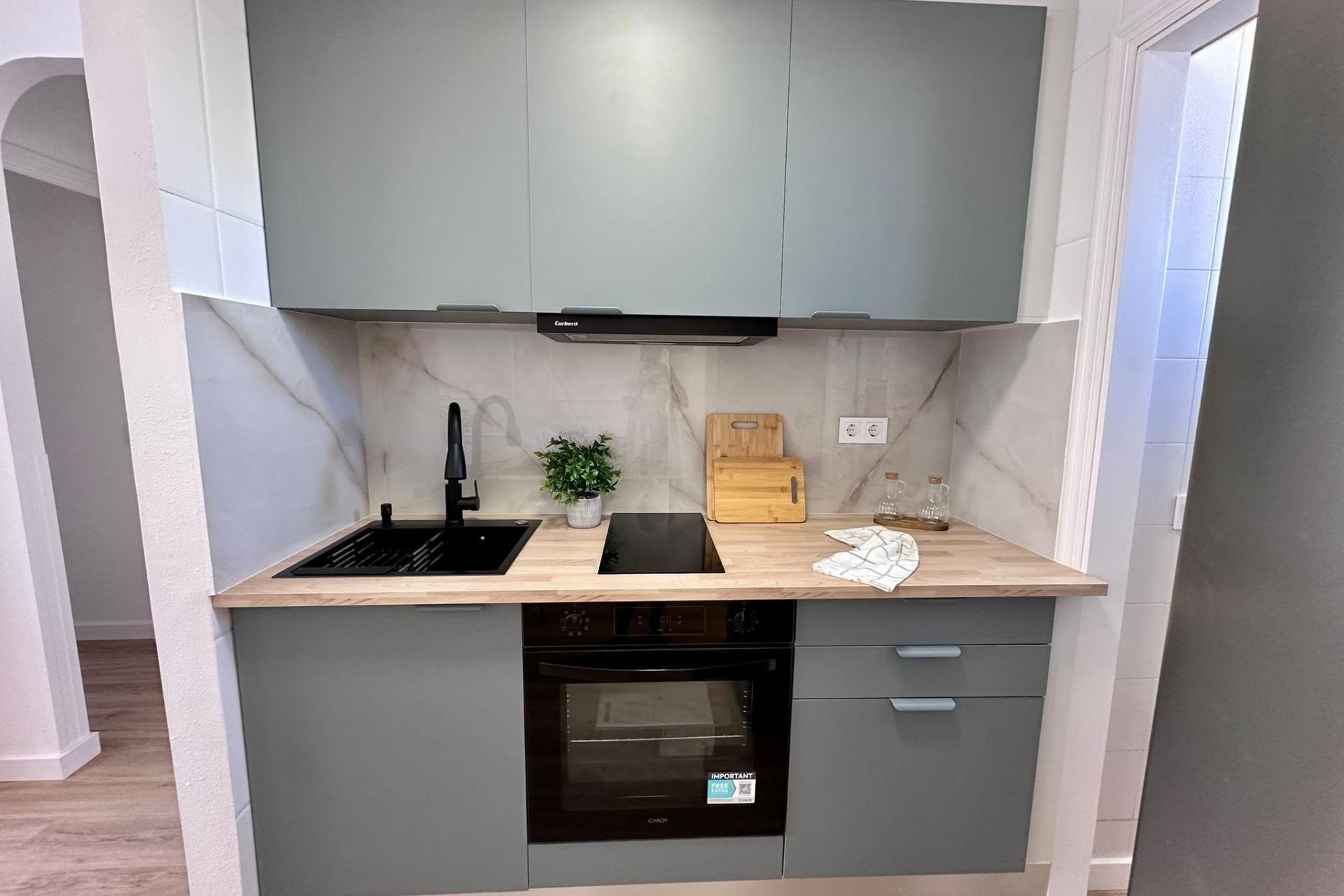 Revente - Apartment -
Torrevieja - Habaneras