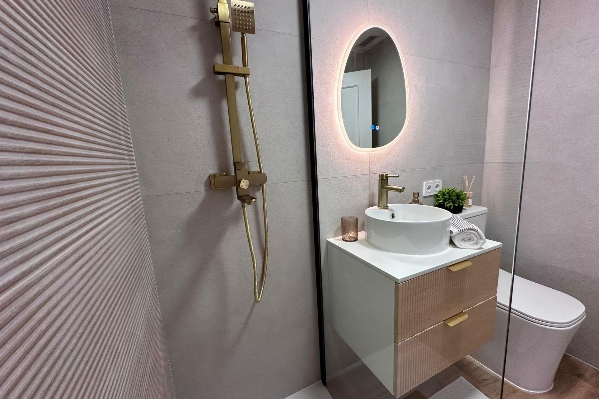 Revente - Apartment -
Torrevieja - Habaneras