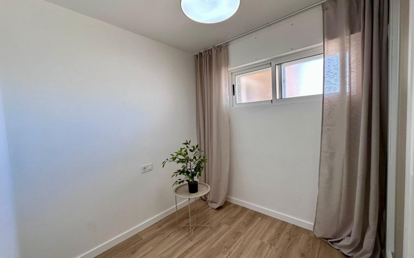 Revente - Apartment -
Torrevieja - Habaneras