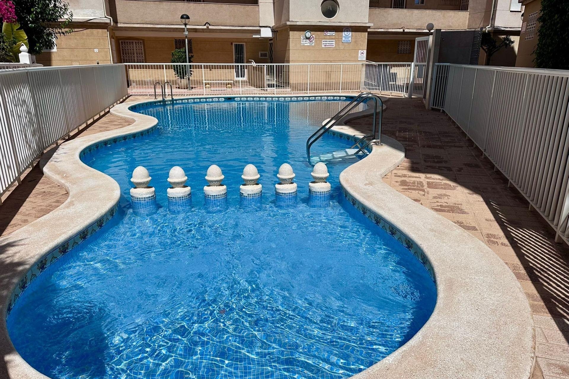 Revente - Apartment -
Torrevieja - Habaneras