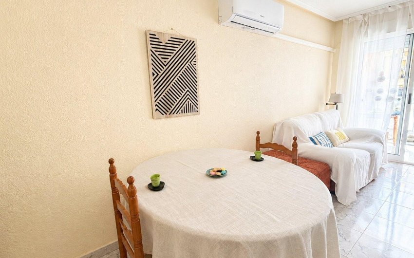 Revente - Apartment -
Torrevieja - Habaneras