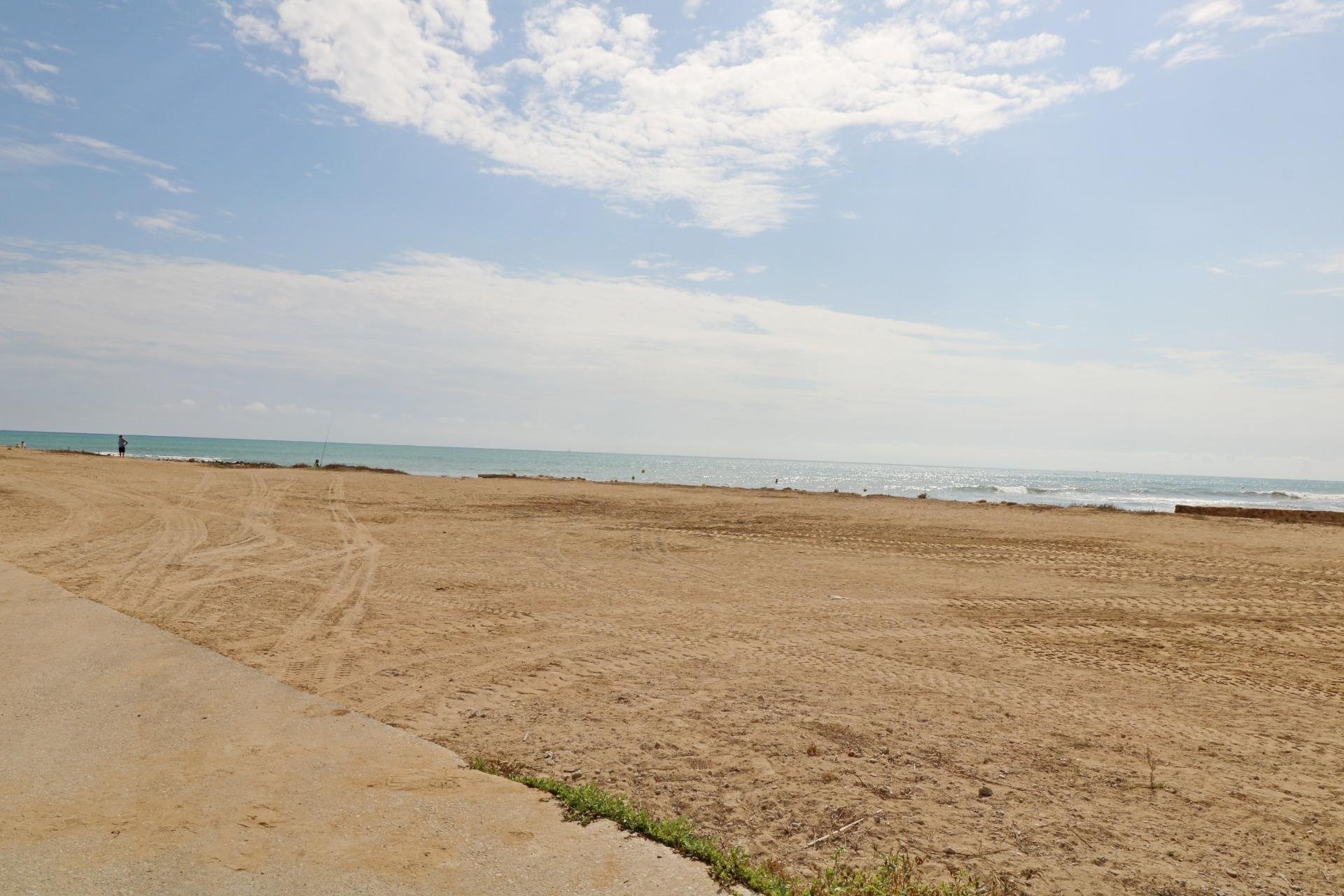 Revente - Apartment -
Torrevieja - La Mata Pueblo
