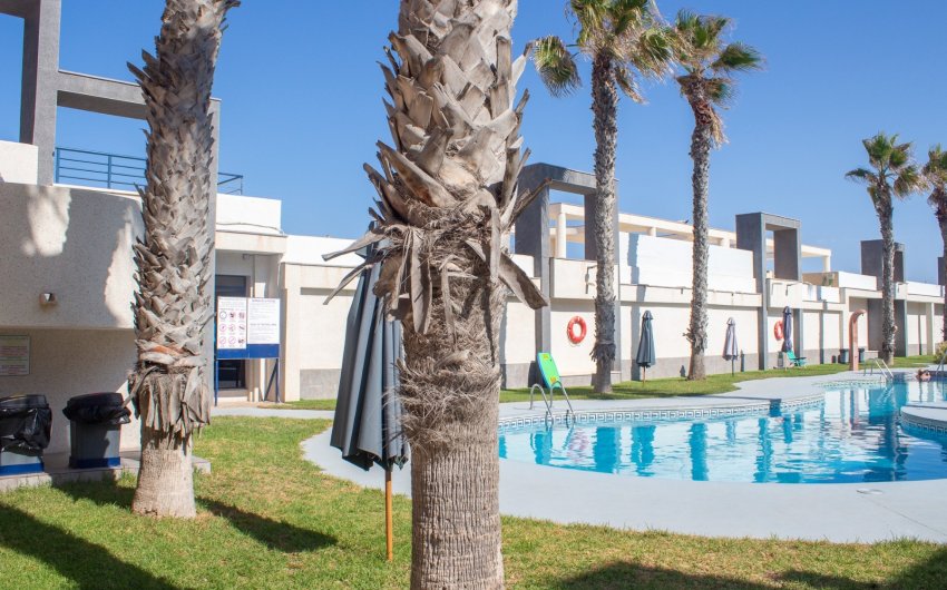 Revente - Apartment -
Torrevieja - La Mata
