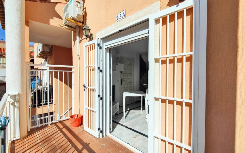 Revente - Apartment -
Torrevieja - La Mata