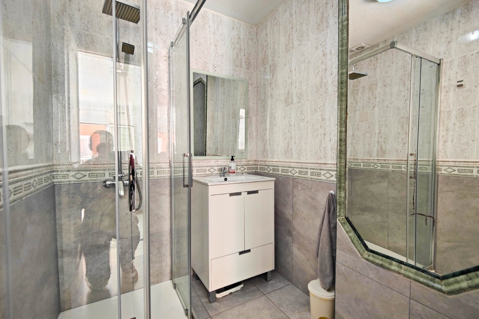 Revente - Apartment -
Torrevieja - La Mata