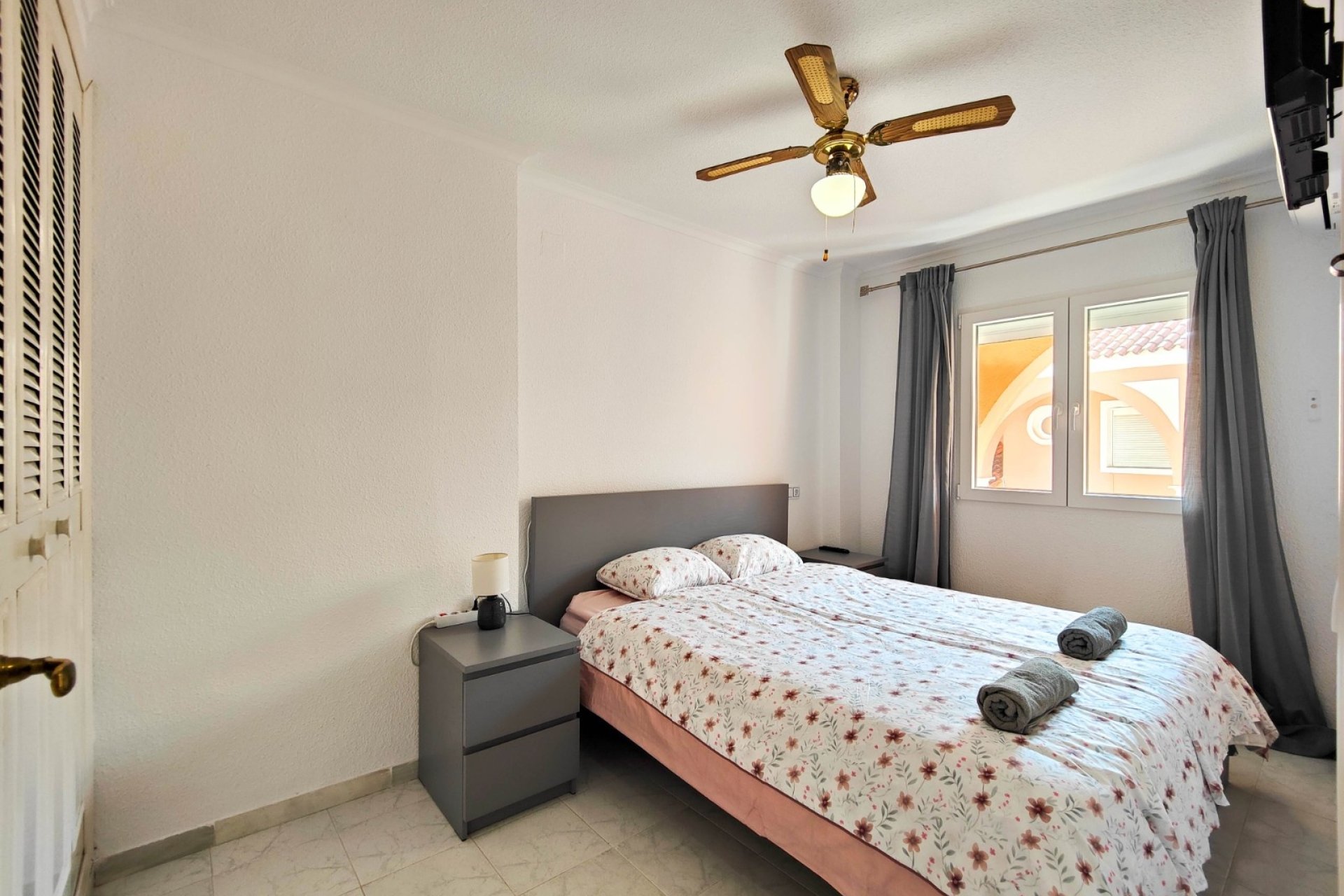 Revente - Apartment -
Torrevieja - La Mata
