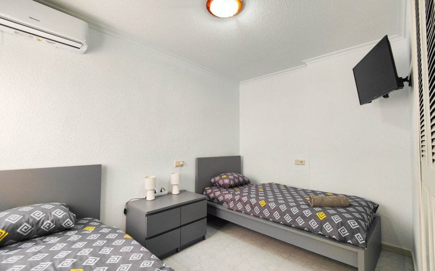Revente - Apartment -
Torrevieja - La Mata