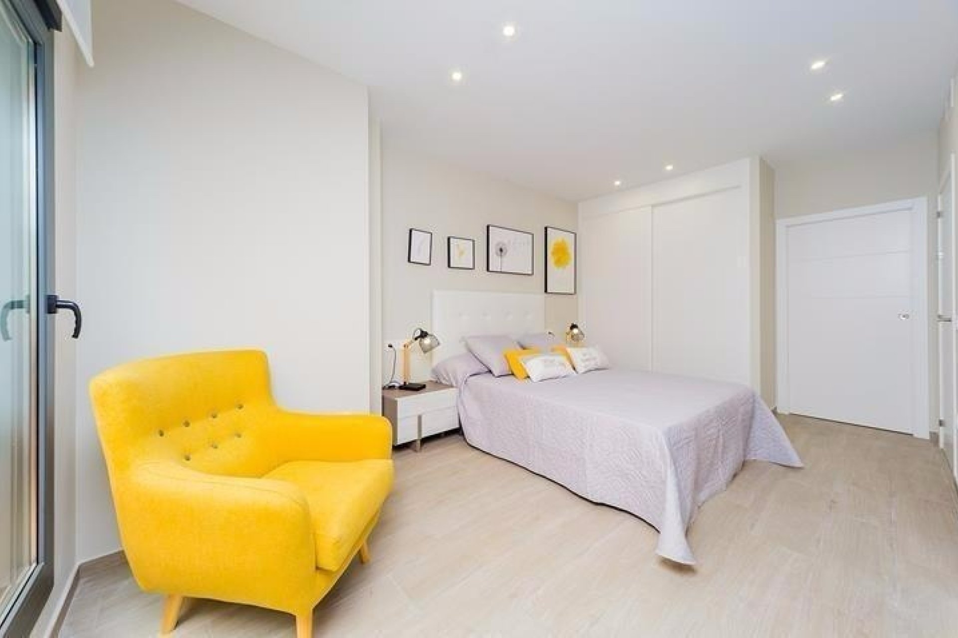 Revente - Apartment -
Torrevieja - La Mata