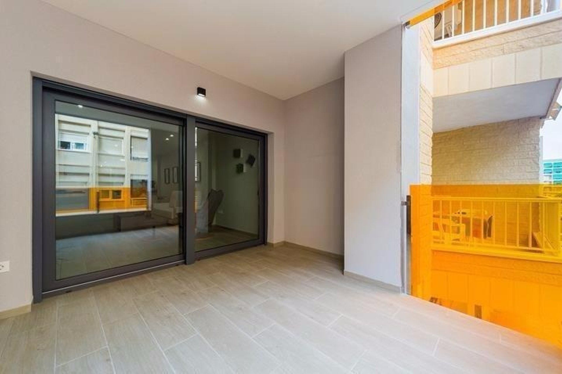Revente - Apartment -
Torrevieja - La Mata