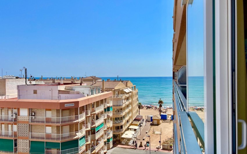 Revente - Apartment -
Torrevieja - La Mata