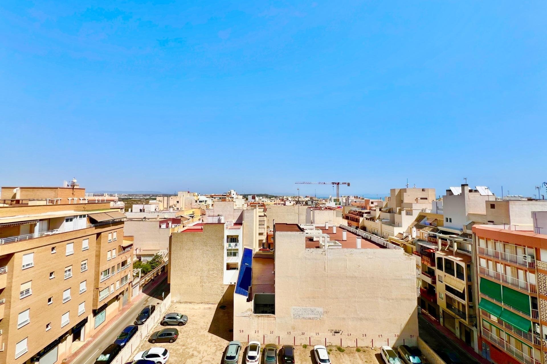 Revente - Apartment -
Torrevieja - La Mata