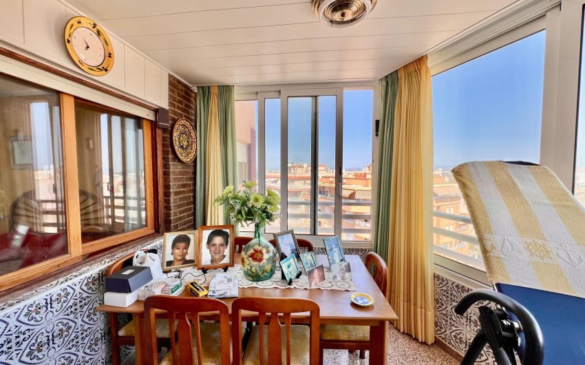 Revente - Apartment -
Torrevieja - La Mata
