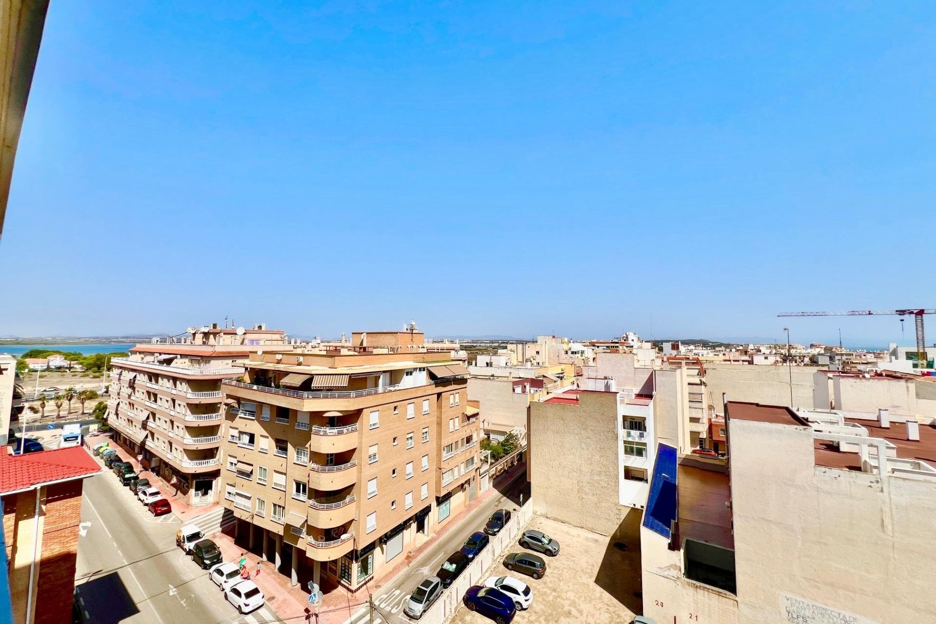 Revente - Apartment -
Torrevieja - La Mata