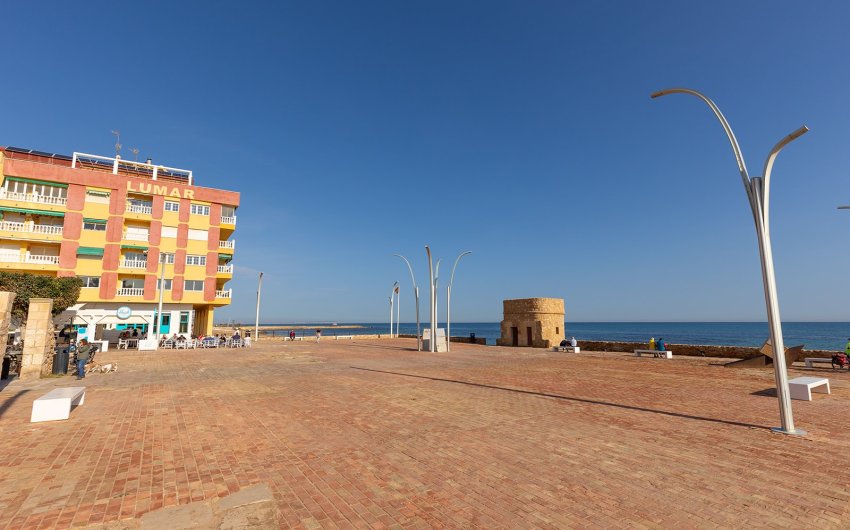 Revente - Apartment -
Torrevieja - La Mata