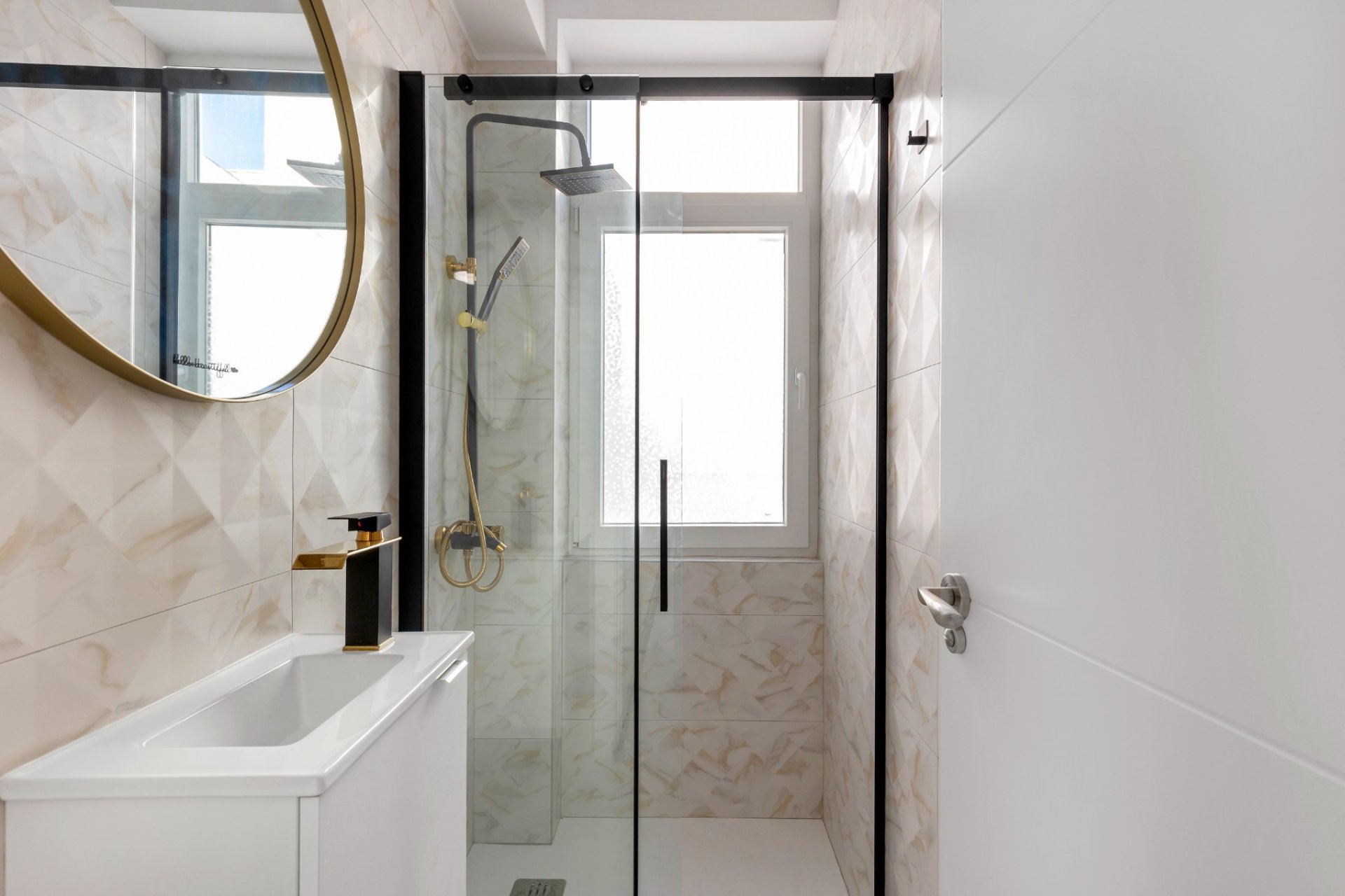 Revente - Apartment -
Torrevieja - La Mata