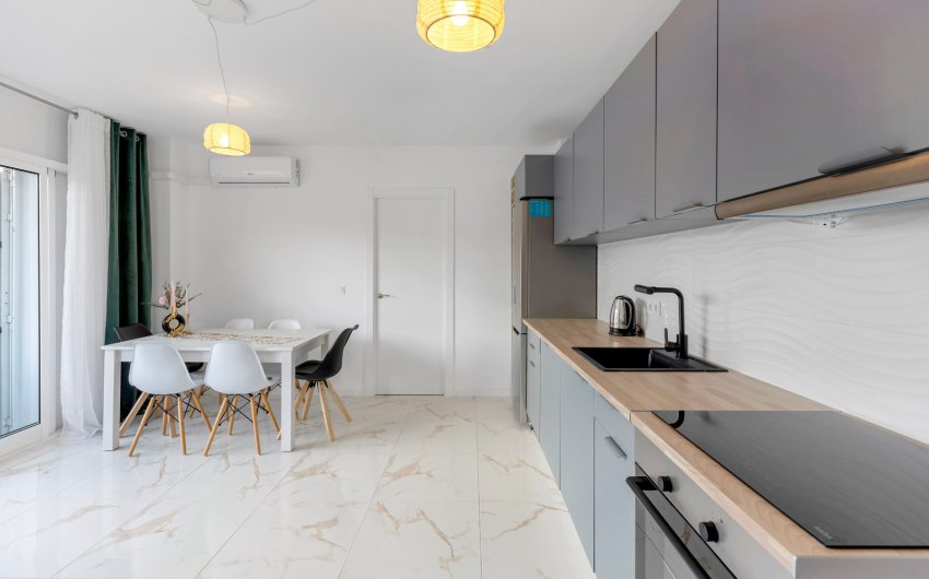 Revente - Apartment -
Torrevieja - La Mata