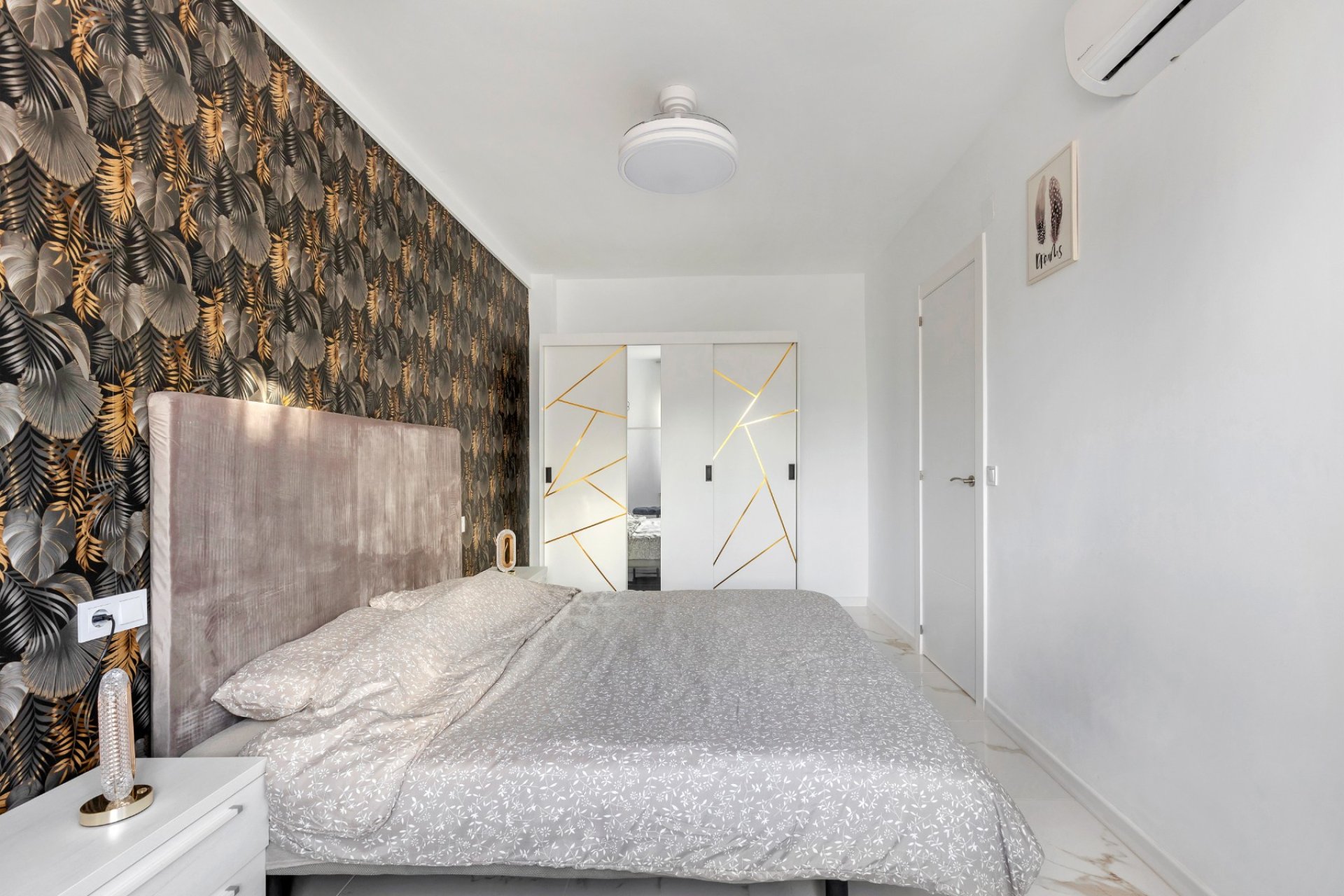 Revente - Apartment -
Torrevieja - La Mata