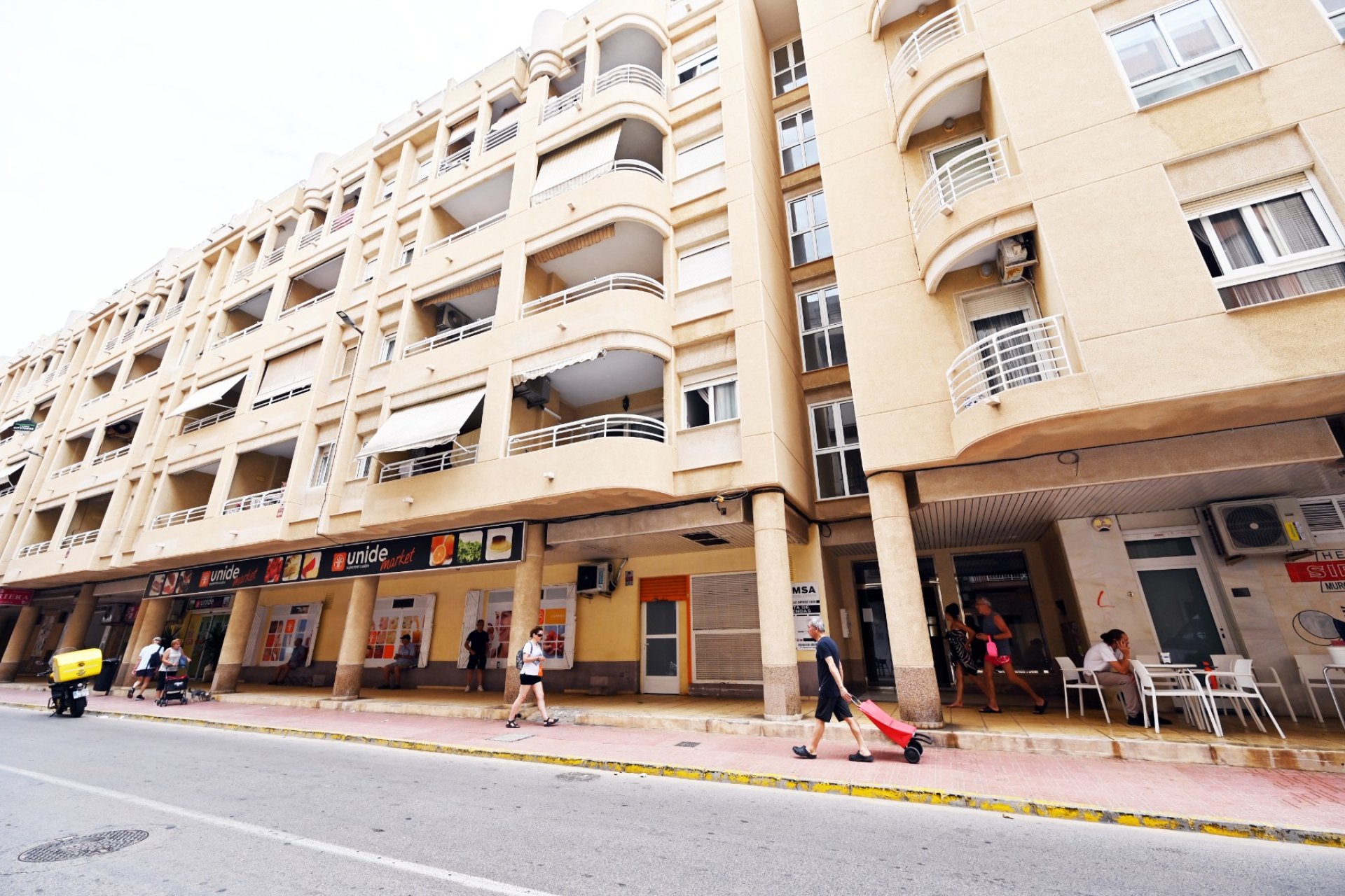Revente - Apartment -
Torrevieja - La Mata