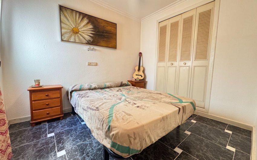 Revente - Apartment -
Torrevieja - La Mata