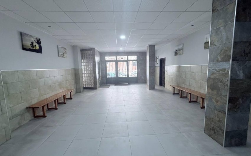 Revente - Apartment -
Torrevieja - La Mata