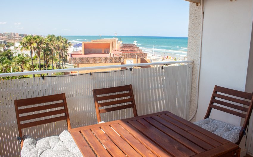 Revente - Apartment -
Torrevieja - La Mata