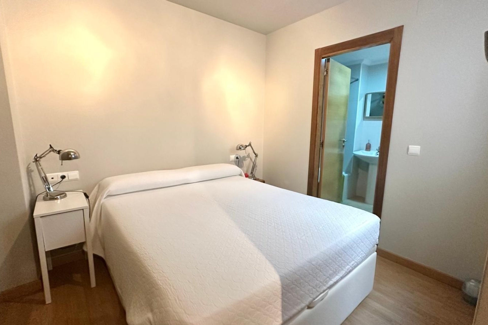 Revente - Apartment -
Torrevieja - La Mata