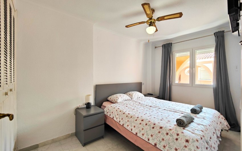 Revente - Apartment -
Torrevieja - La Mata