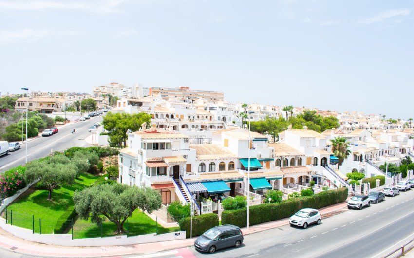 Revente - Apartment -
Torrevieja - La Mata