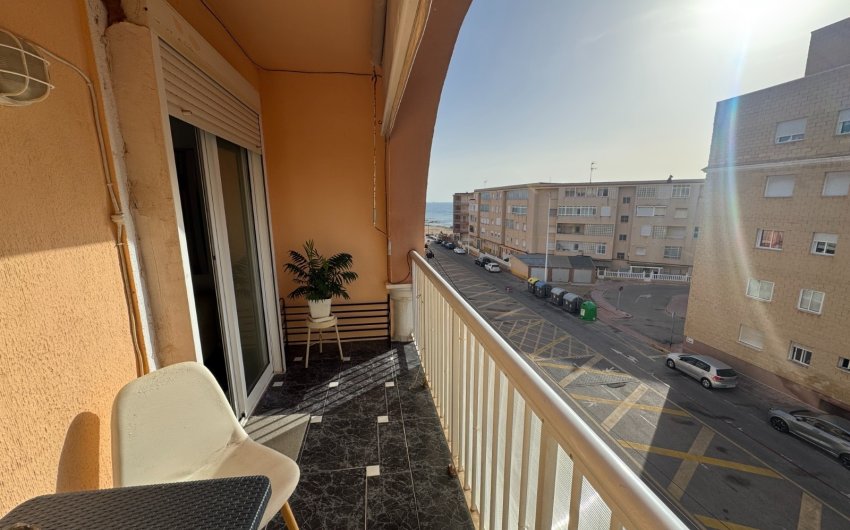 Revente - Apartment -
Torrevieja - La Mata