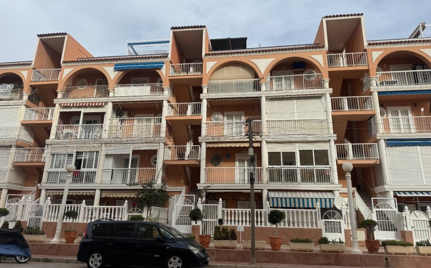 Revente - Apartment -
Torrevieja - La Mata