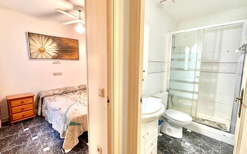 Revente - Apartment -
Torrevieja - La Mata