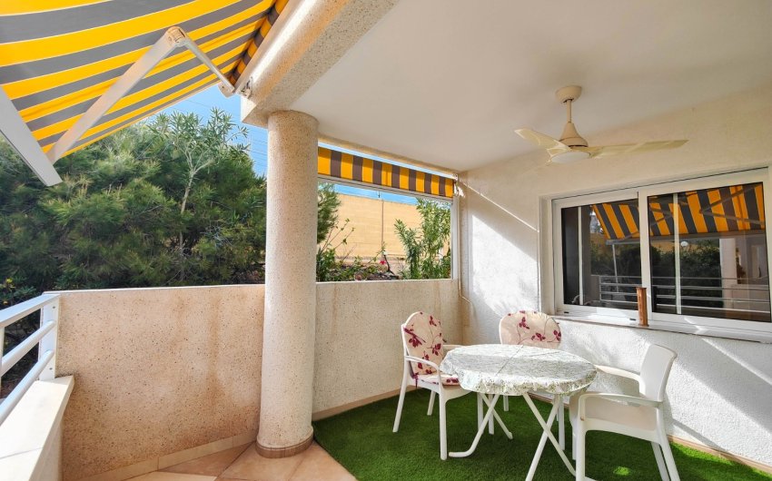 Revente - Apartment -
Torrevieja - La Mata