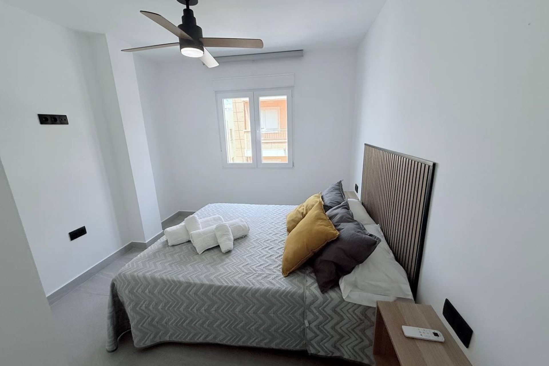 Revente - Apartment -
Torrevieja - La Mata