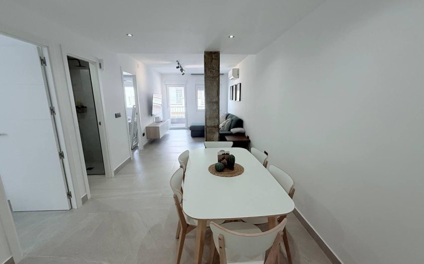 Revente - Apartment -
Torrevieja - La Mata