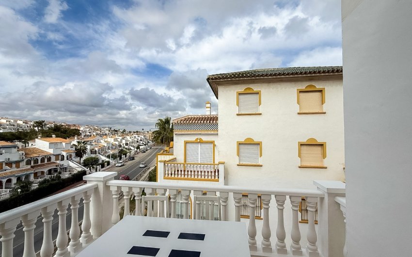 Revente - Apartment -
Torrevieja - La Mata