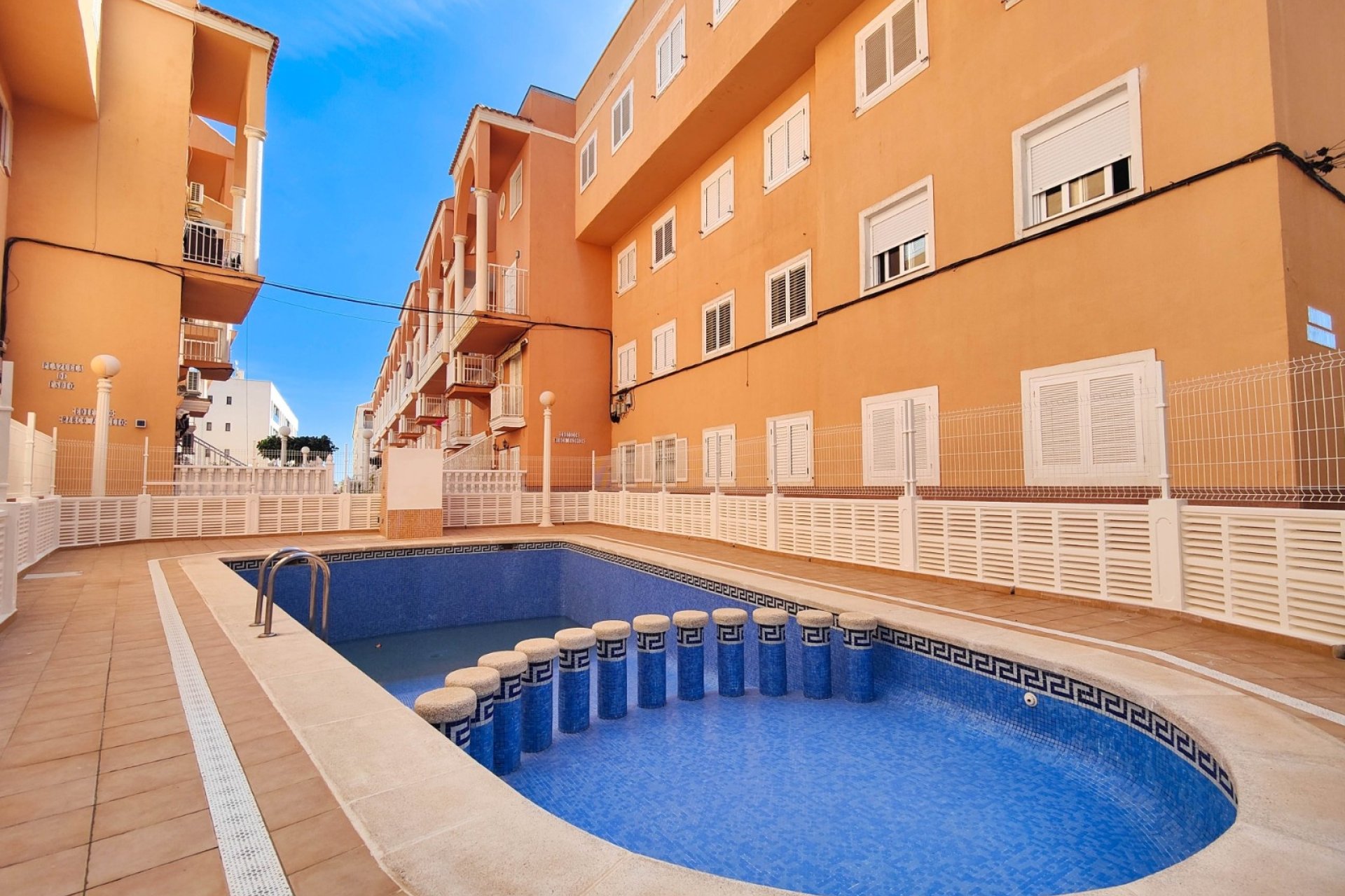 Revente - Apartment -
Torrevieja - La Mata